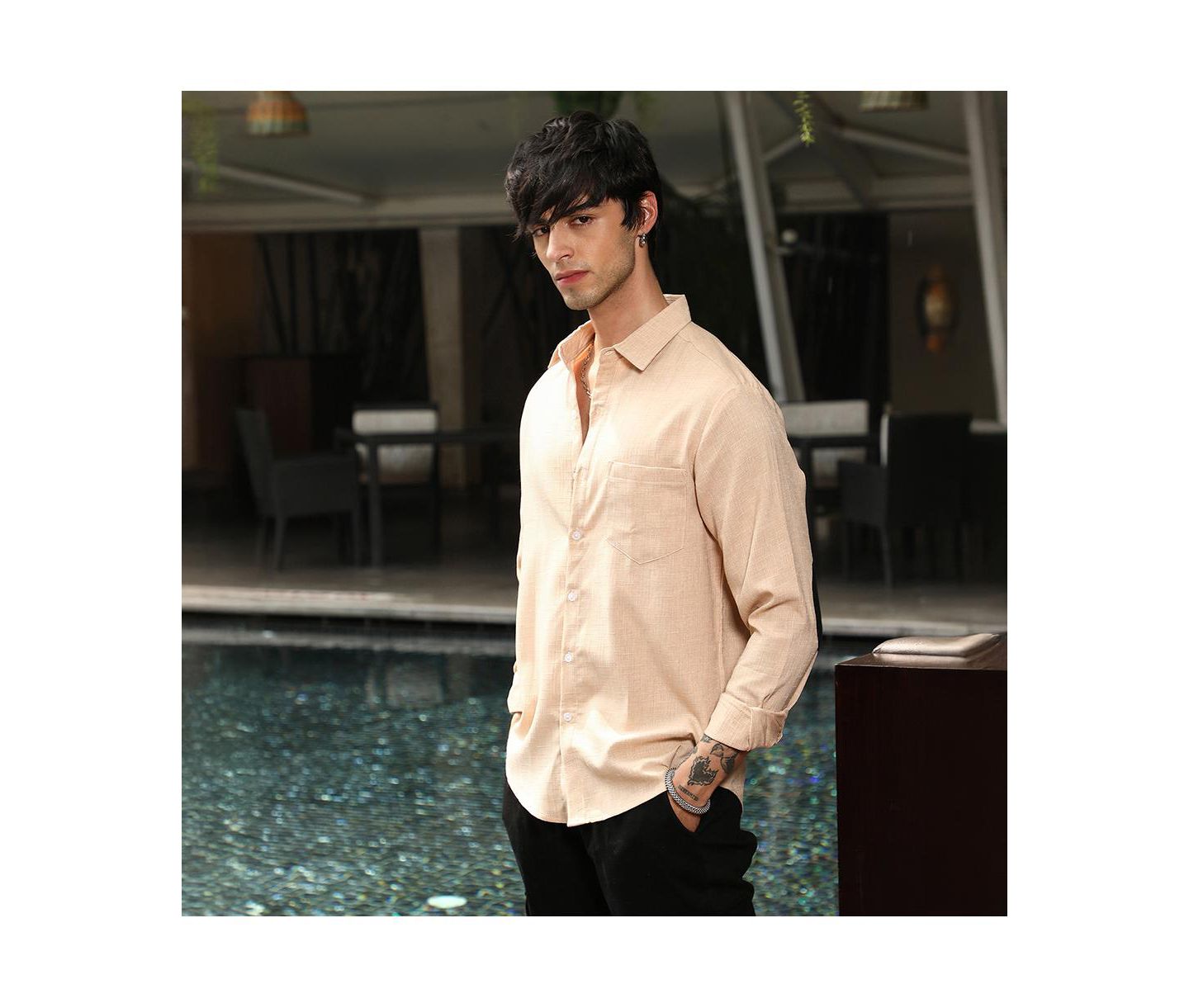 Мужская рубашка Cahoot Campus Sutra Ecru Beige Solid Relaxed, цвет: Бежевый — фото 3