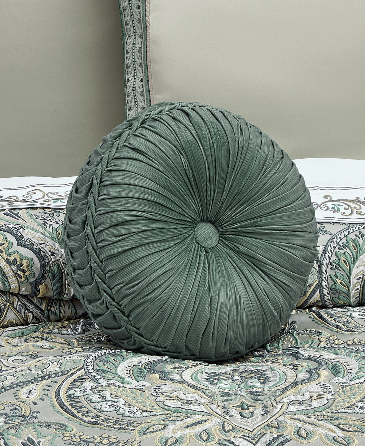 J Queen New York Nico Tufted Round Decorative Pillow, 15" Round In Blue