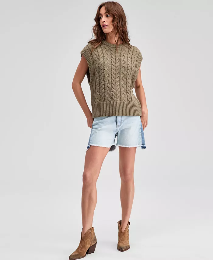 Women's Extended-Shoulder Cable-Knit Sweater Vest - thumbnail 4