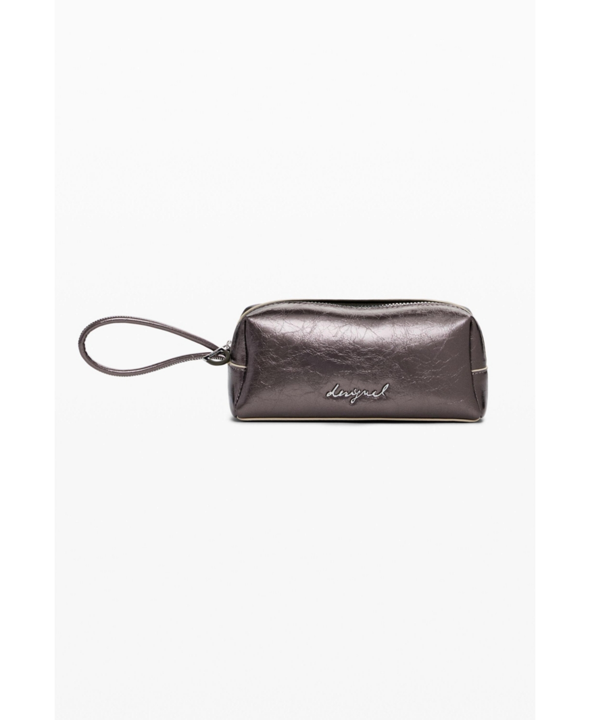 Women's Medium elongated metallic toiletry bag - Material finishes