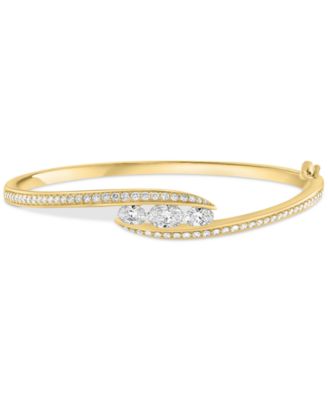 EFFY Collection - Lab Grown Diamond Three Stone Swirl Bangle Bracelet (1-7/8 ct. t.w.) in 14k Gold