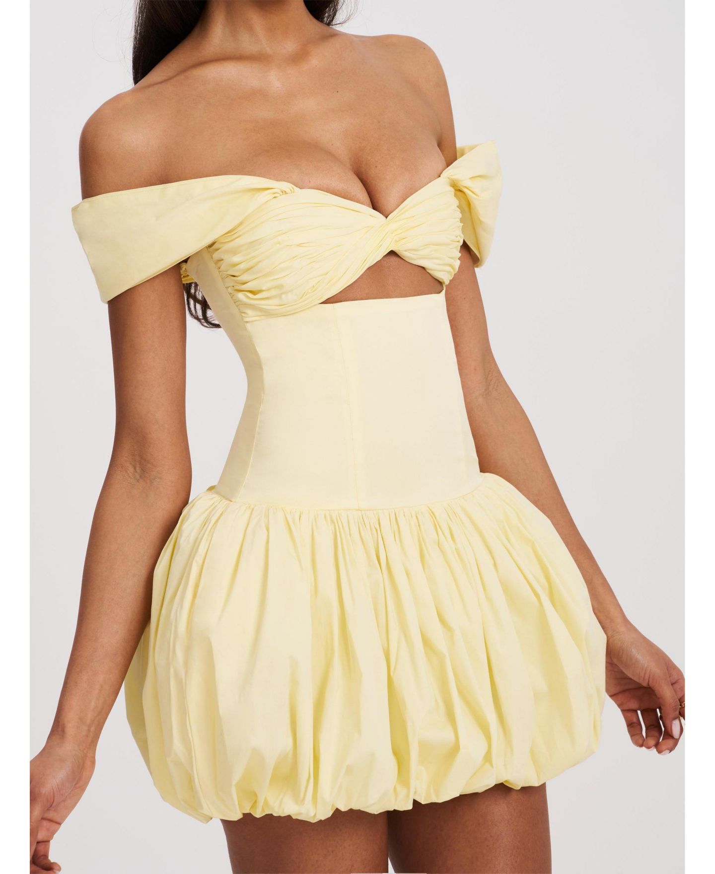 Женское платье Miss Circle Umika Butter Yellow Bubble Hem Mini, цвет: Жёлтый — фото 8