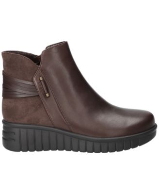 Women's Sueann Round Toe Ankle Booties