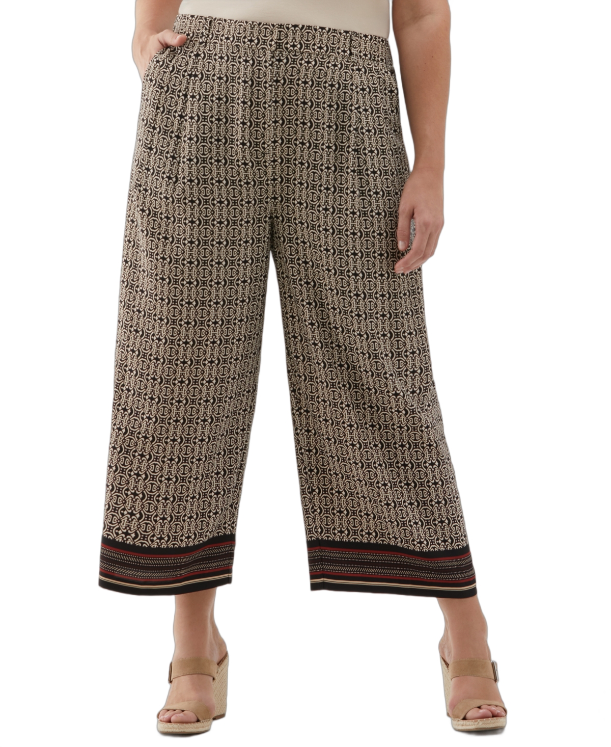 Plus Size Medallion Print Wide Leg Crop Pants - Black