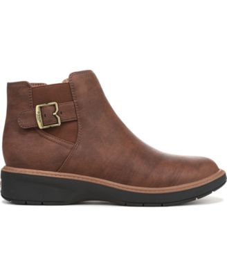 Women's Calm One Round Toe Chelsea Short Boots