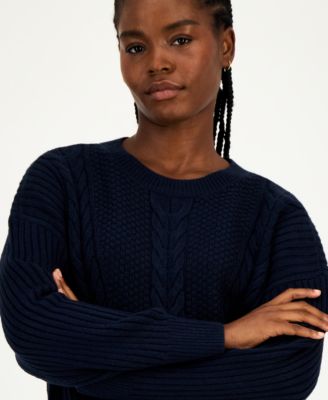 Women's Traveling Cable Sweater