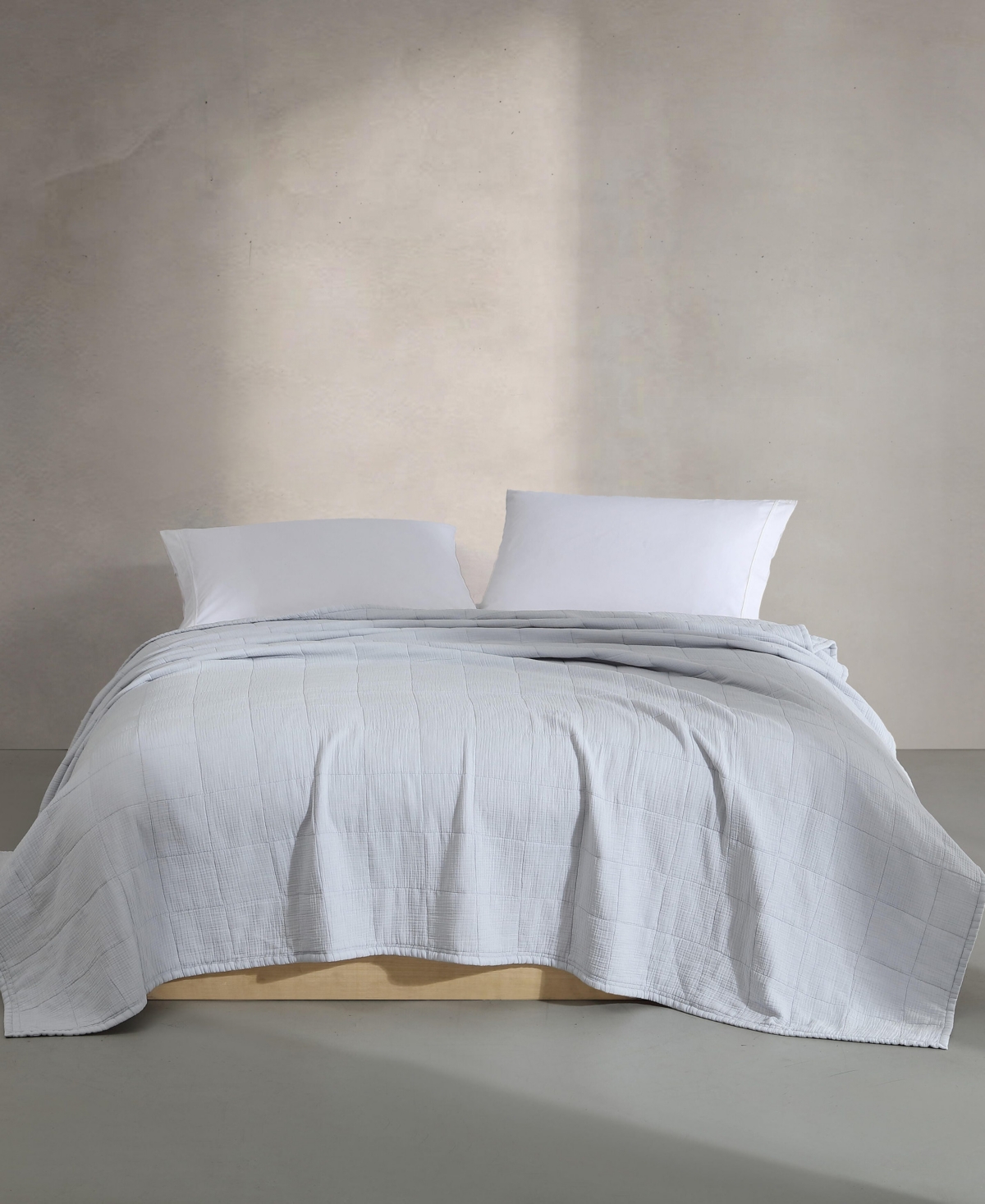 Calvin Klein Cotton Gauze Solid 3-Pc. Quilt Set