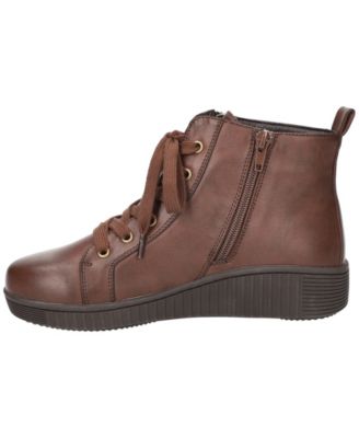 Women's Hollyann Slip Resistant Ankle Boots