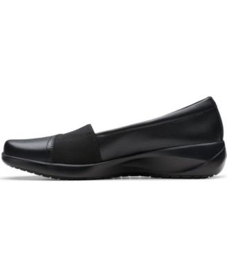 Women's Kaetlyn Rhea Round Toe Loafers
