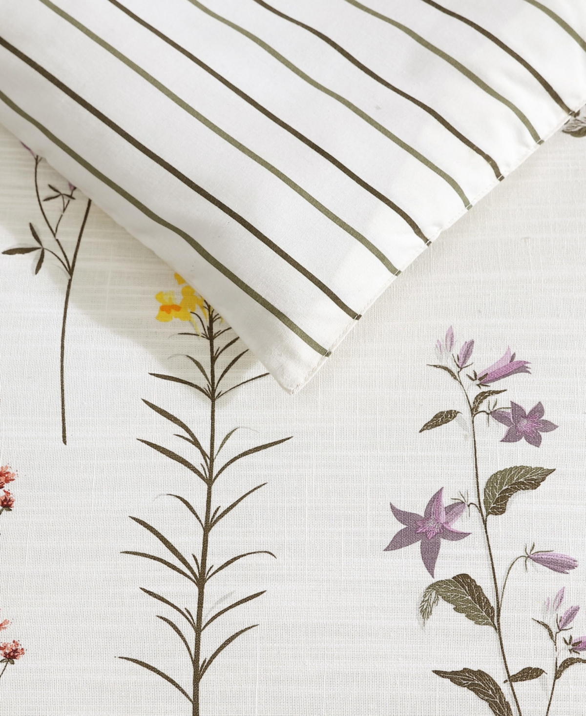 Eddie Bauer Wildflower Cotton Reversible 3-Pc. Comforter Set