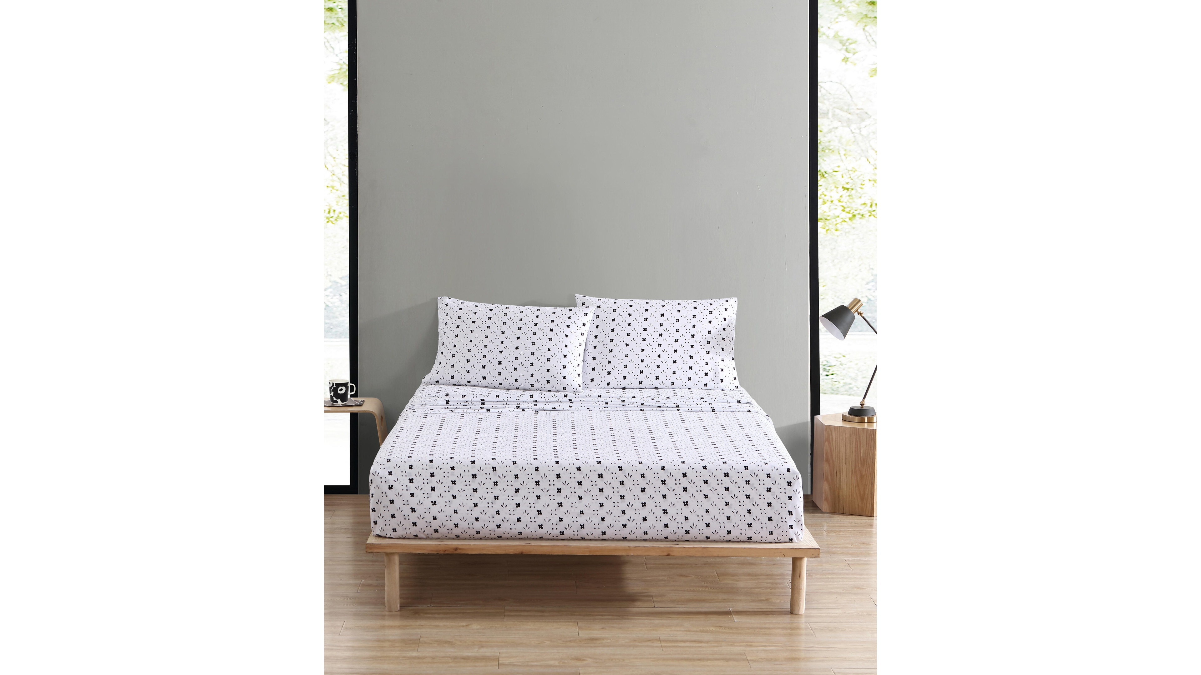Marimekko Kukkaketo 200-Thread Count Cotton Percale 4-Pc. Sheet Set, King