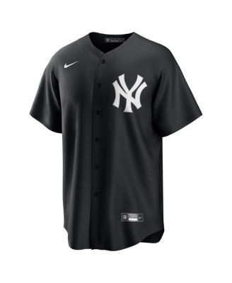 Men's Aaron Judge Black New York Yankees Lights Out Replica Player Jersey