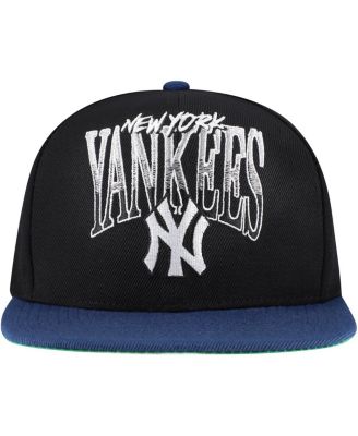Men's Black New York Yankees Rise Up Snapback Hat