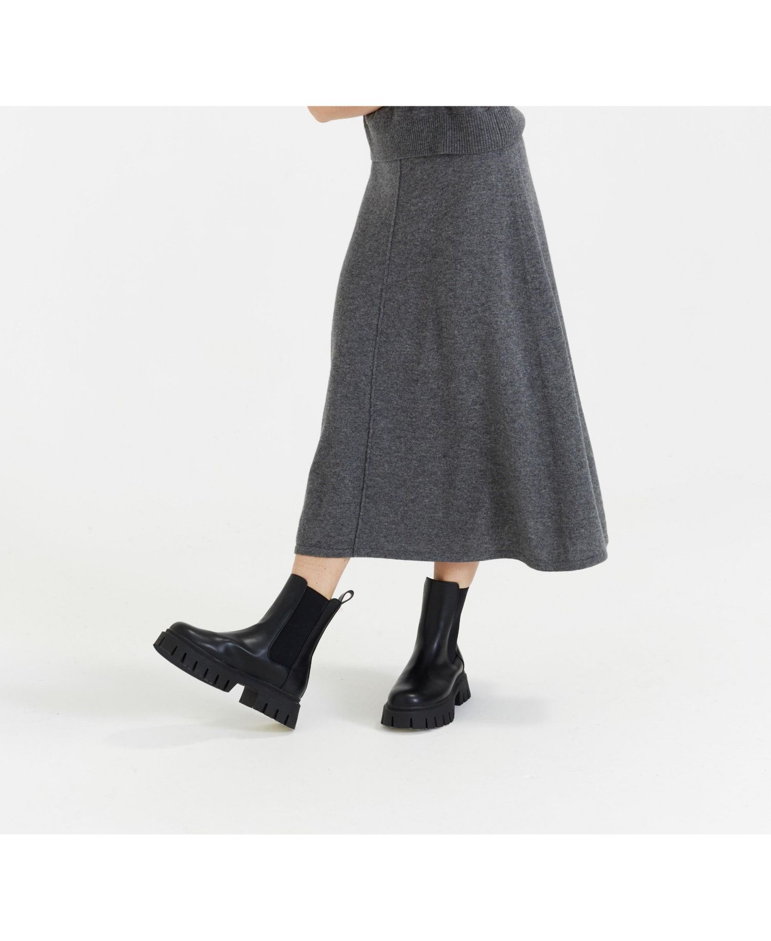 Women's Chinti and Parker Wool Cashmere Midi Skirt