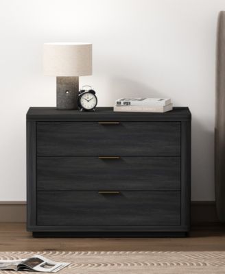 Evelyn 32" 3-Drawer Nightstand