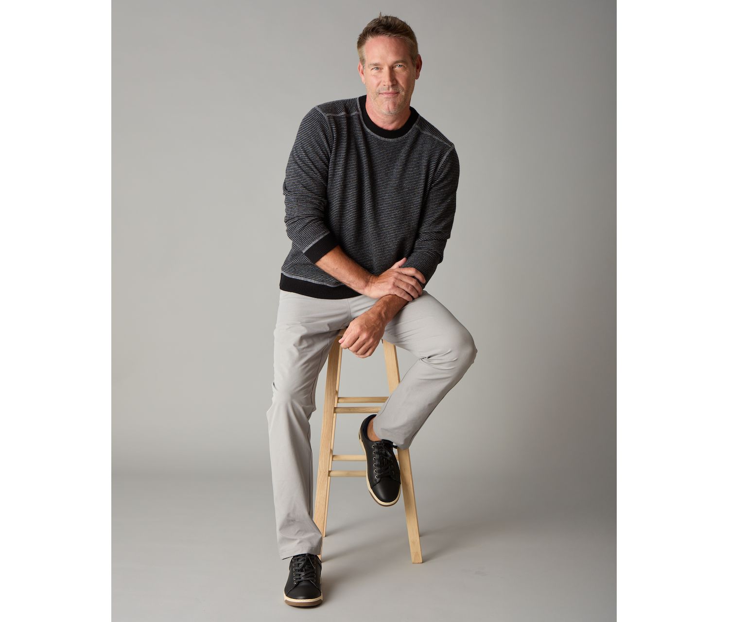 Men's Itch-Free Merino Wool Striped Crewneck Sweater with Lining