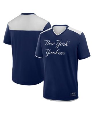 Fanatics - Men's Navy New York Yankees Walk Off V-Neck T-Shirt