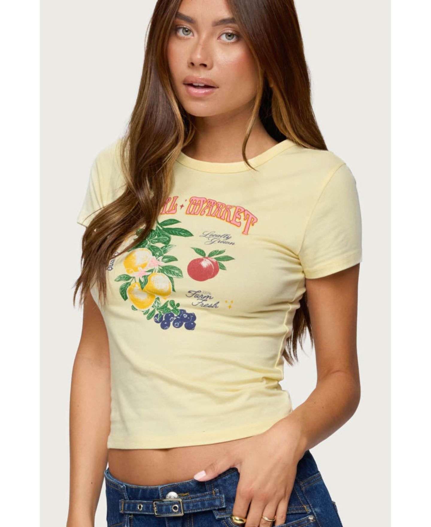 Женская футболка Edikted Local Market Graphic, цвет: Жёлтый — фото 4