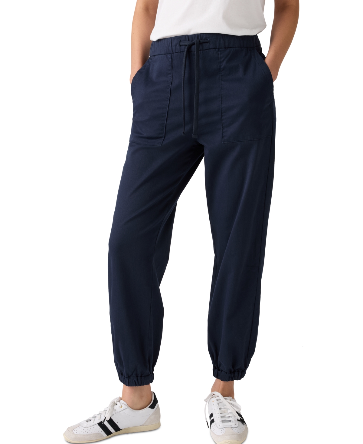 Levi's Women's Mid-rise Essential Joggers In Blue