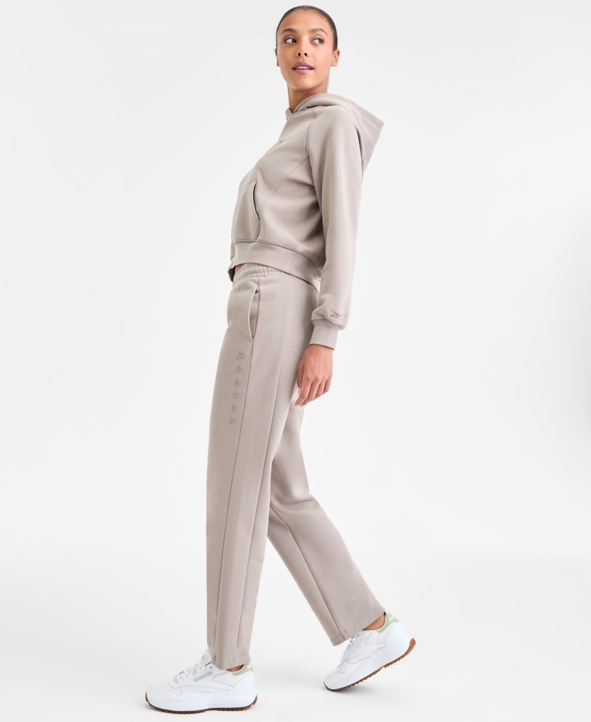 Reebok Women's Straight Leg Sweatpants In Gray