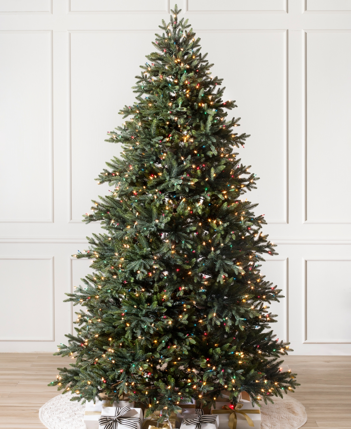 Balsam Hill ft Pre-Lit Colorado Mountain Spruce Tree
