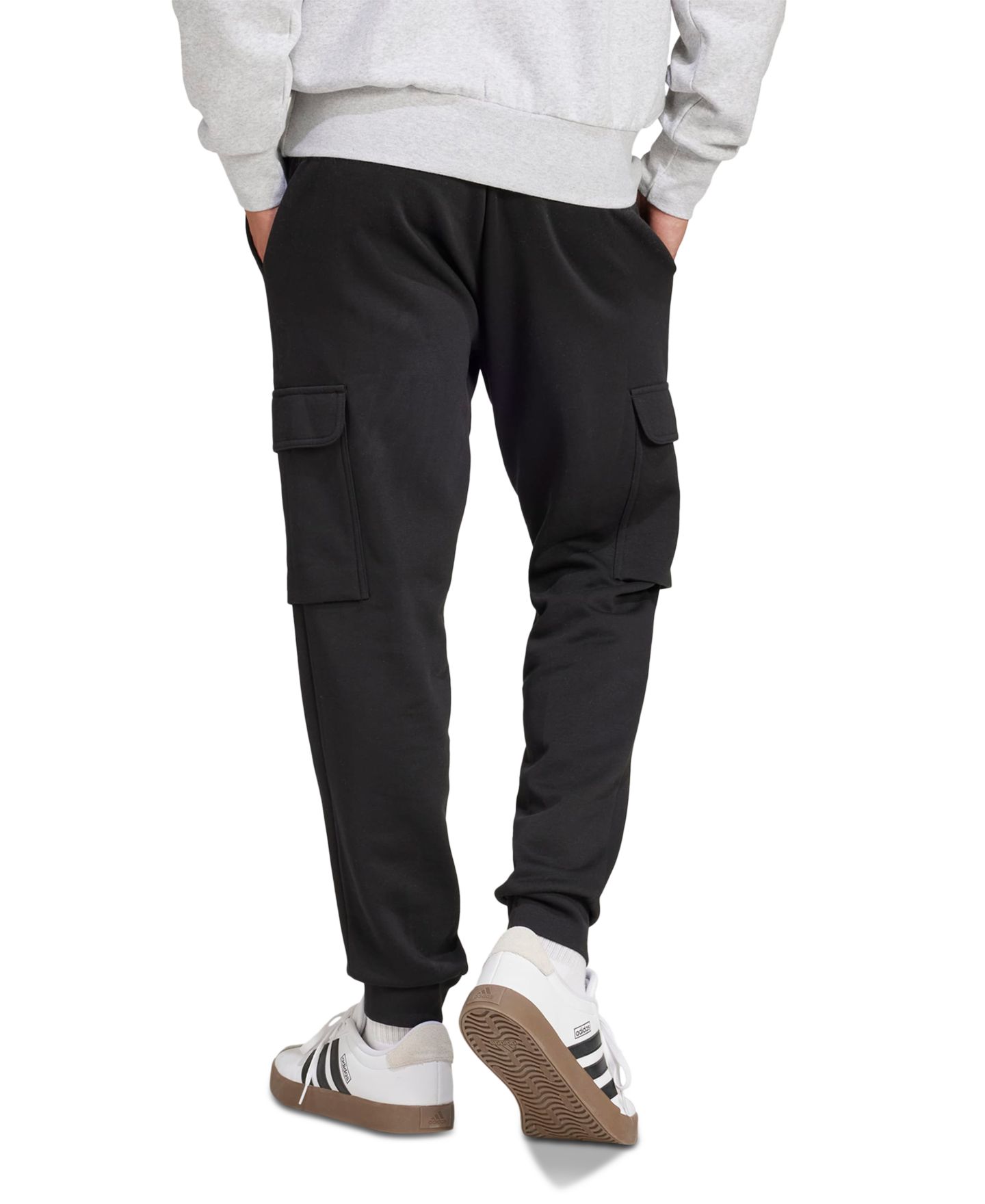 Мужские брюки adidas Essentials Fleece Cargo, цвет: Чёрный — фото 2