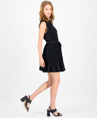 Women's Sleeveless Collared Sheath Dress