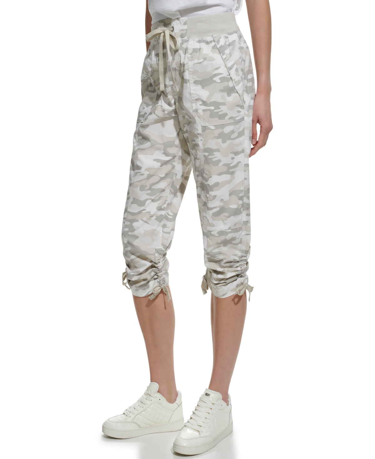 Dkny Women's Convertible Capri Cotton Poplin Cargo Pants In Sand
