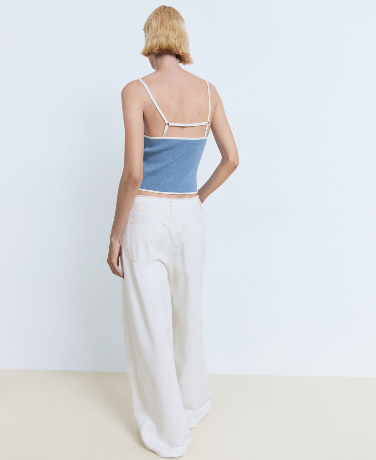Женский топ Mango Contrasting Trim Knitted, цвет: Небесно-голубой — фото 2