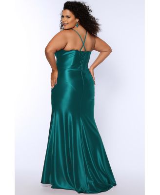 Women's Pleated Draped Sweetheart Neckline Slim Fitted Plus Size Gown