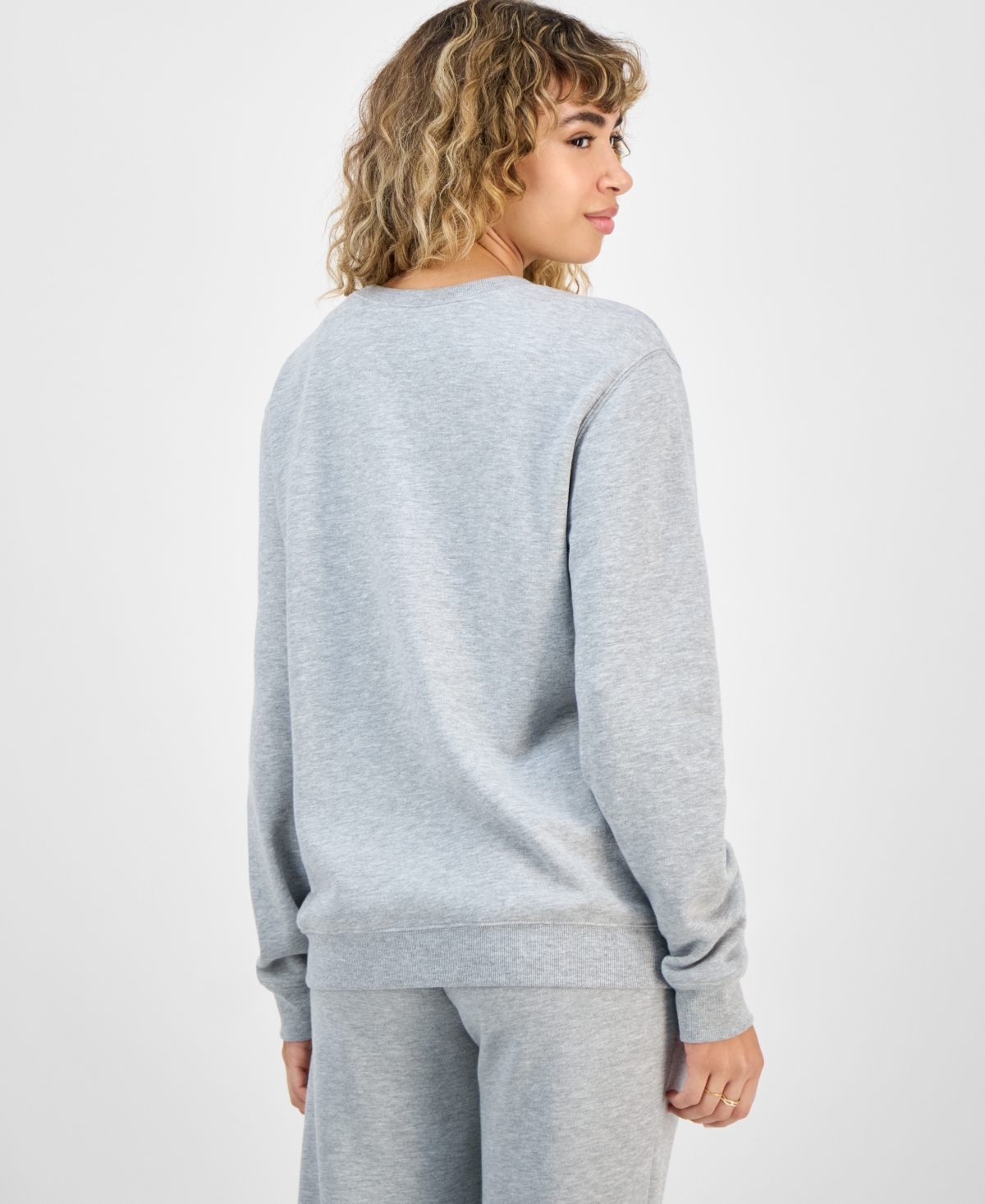 Love Tribe Juniors' The Grinch Wreath Crewneck Sweatshirt In Gray