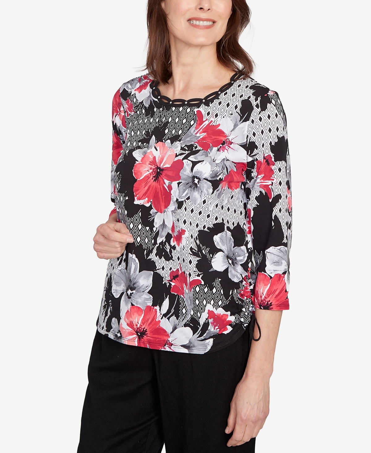 Alfred Dunner Petite Patchwork Floral Top In Red