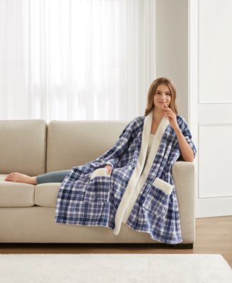 Cozy Plush Printed Wrap, 50" x 70", Exclusively at Macy’s