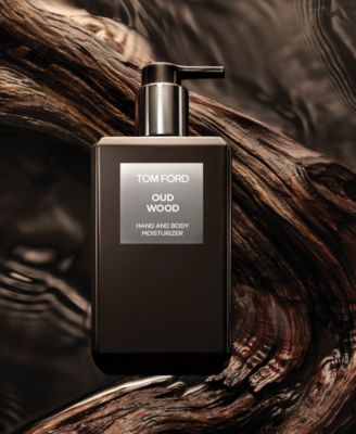 TOM FORD OUD WOOD ボディスプレー 150ml Oud Wood All Over Body Spray | TOM FORD BEAUTY