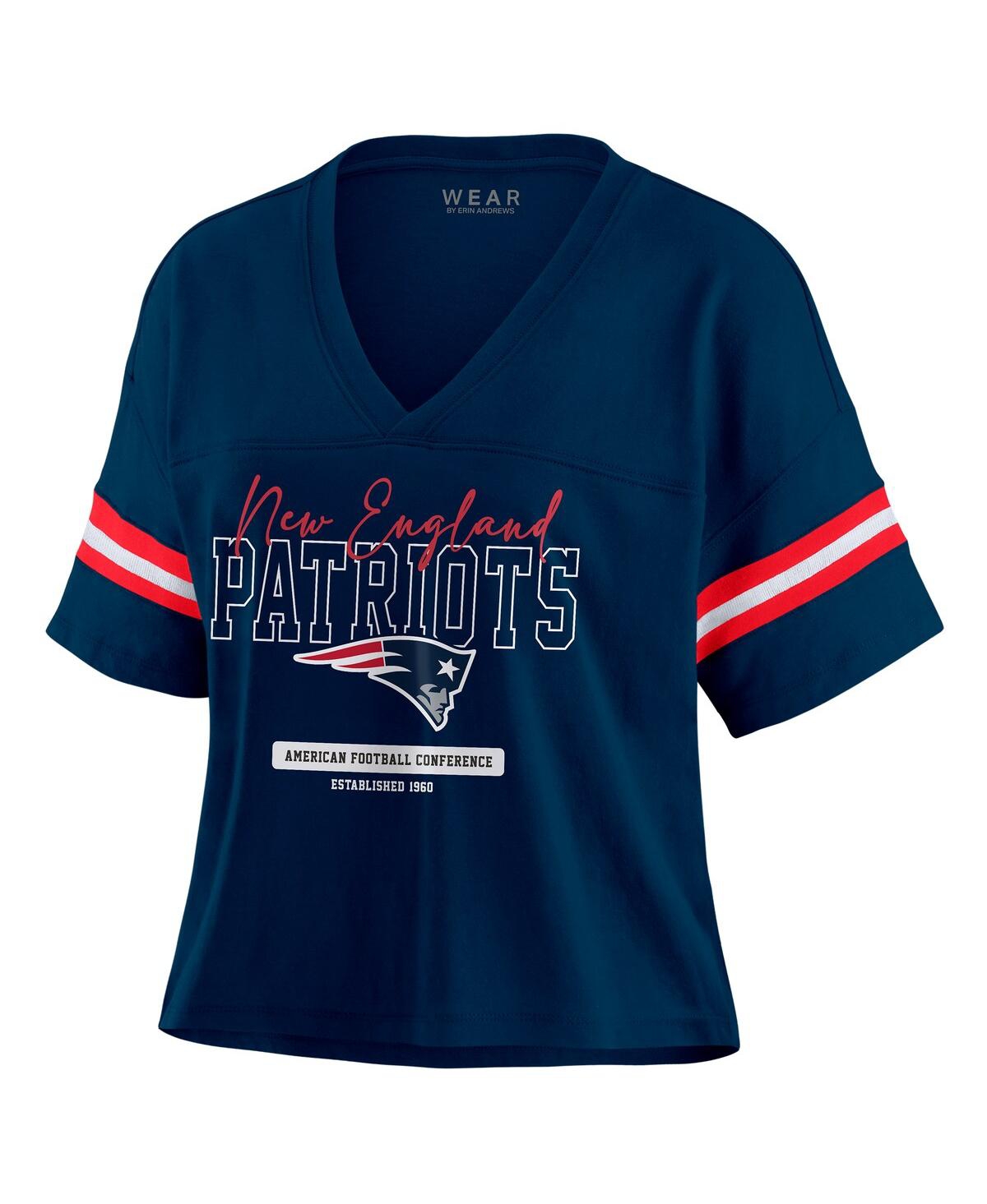 Wear By Erin Andrews Women's Navy New England Patriots Color Block Boxy Modest Crop V-neck T-shirt In Blue
