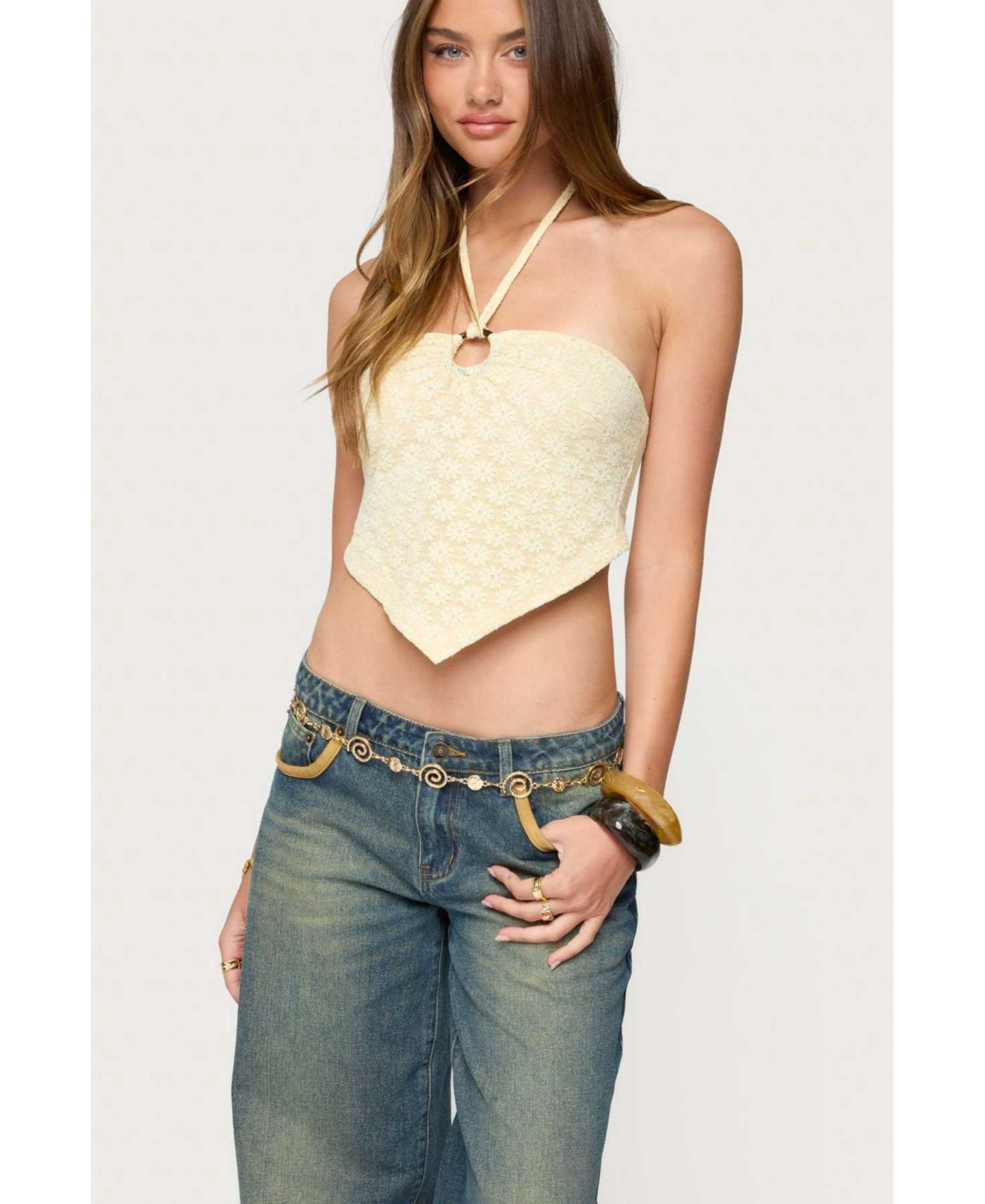 Женский топ Edikted Alana Floral Handkerchief Halter, цвет: Кремовый — фото 4
