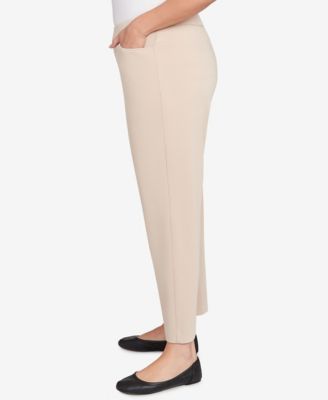 Plus Size Urban Legend Fitted Twill Pull On Medium Length Pants