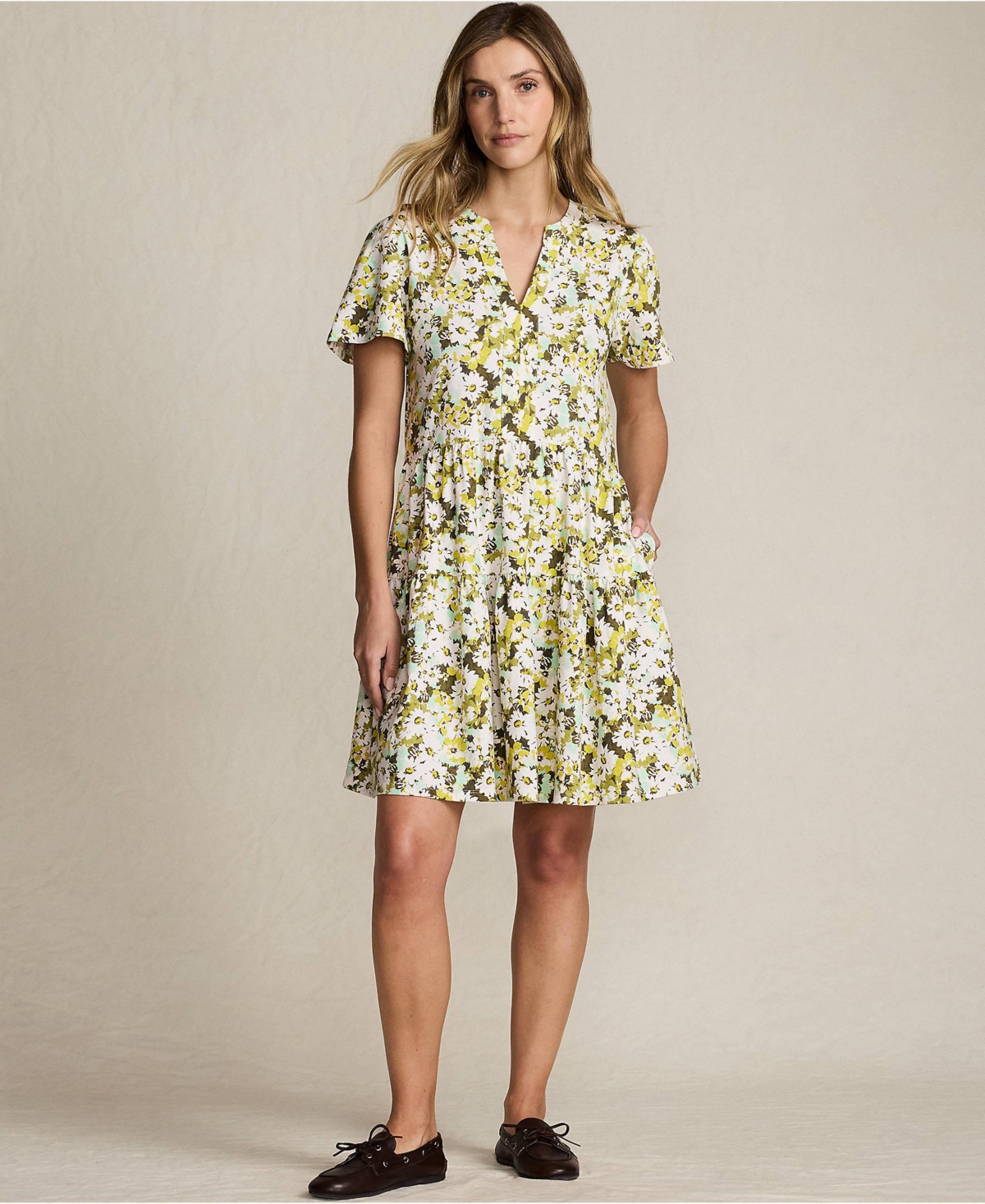 Women's Cotton Jersey Tiered Mini Dress - Vintage lime daisy floral