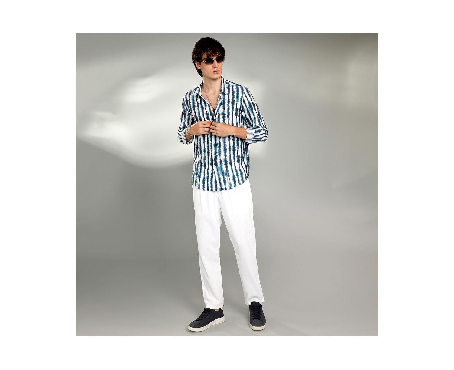 Men's Indigo Blue & Daisy White Ink-Striped Shirt