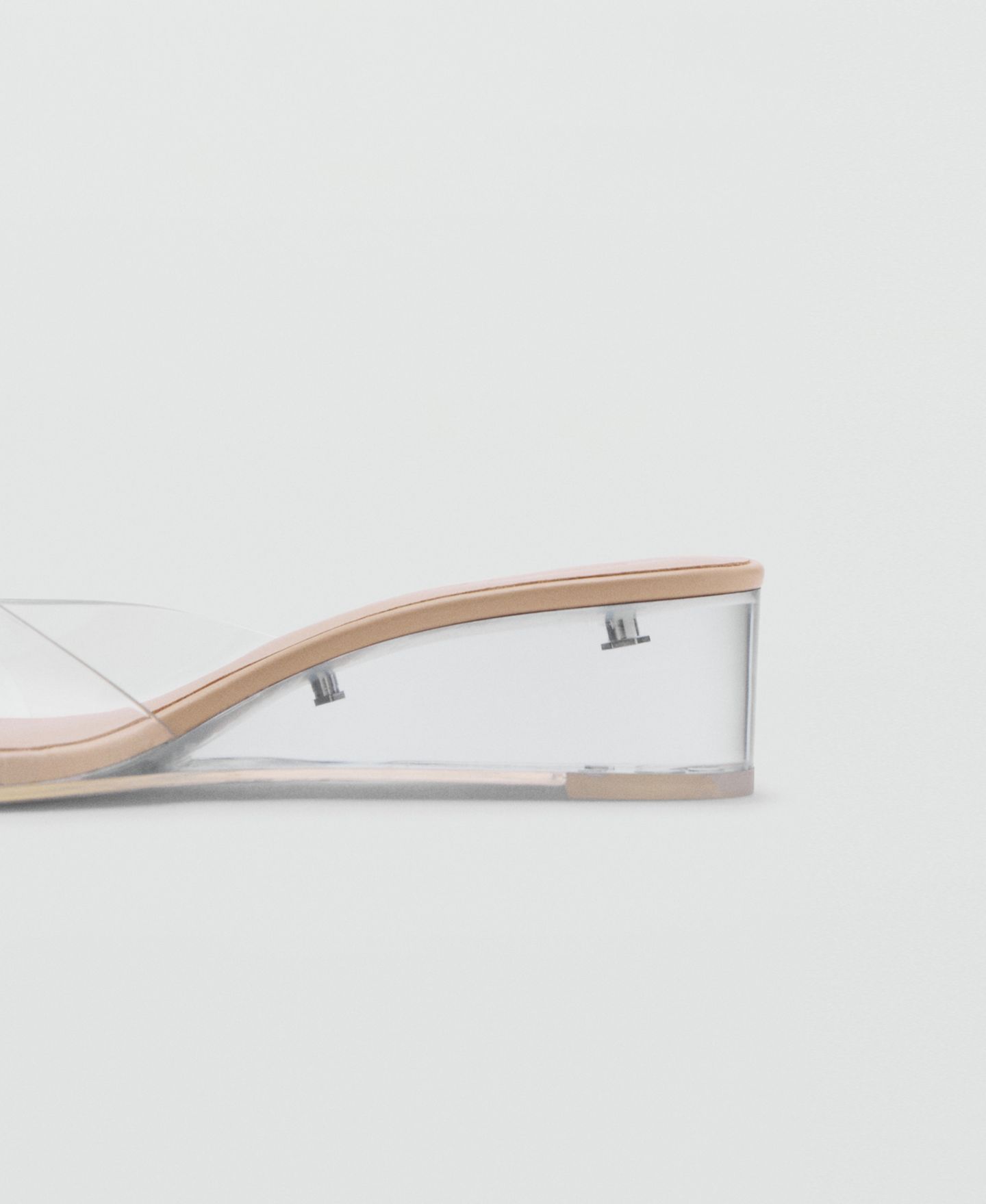 Женские сандалии MANGO Transparent Vinyl Wedge, цвет: Телесный — фото 2