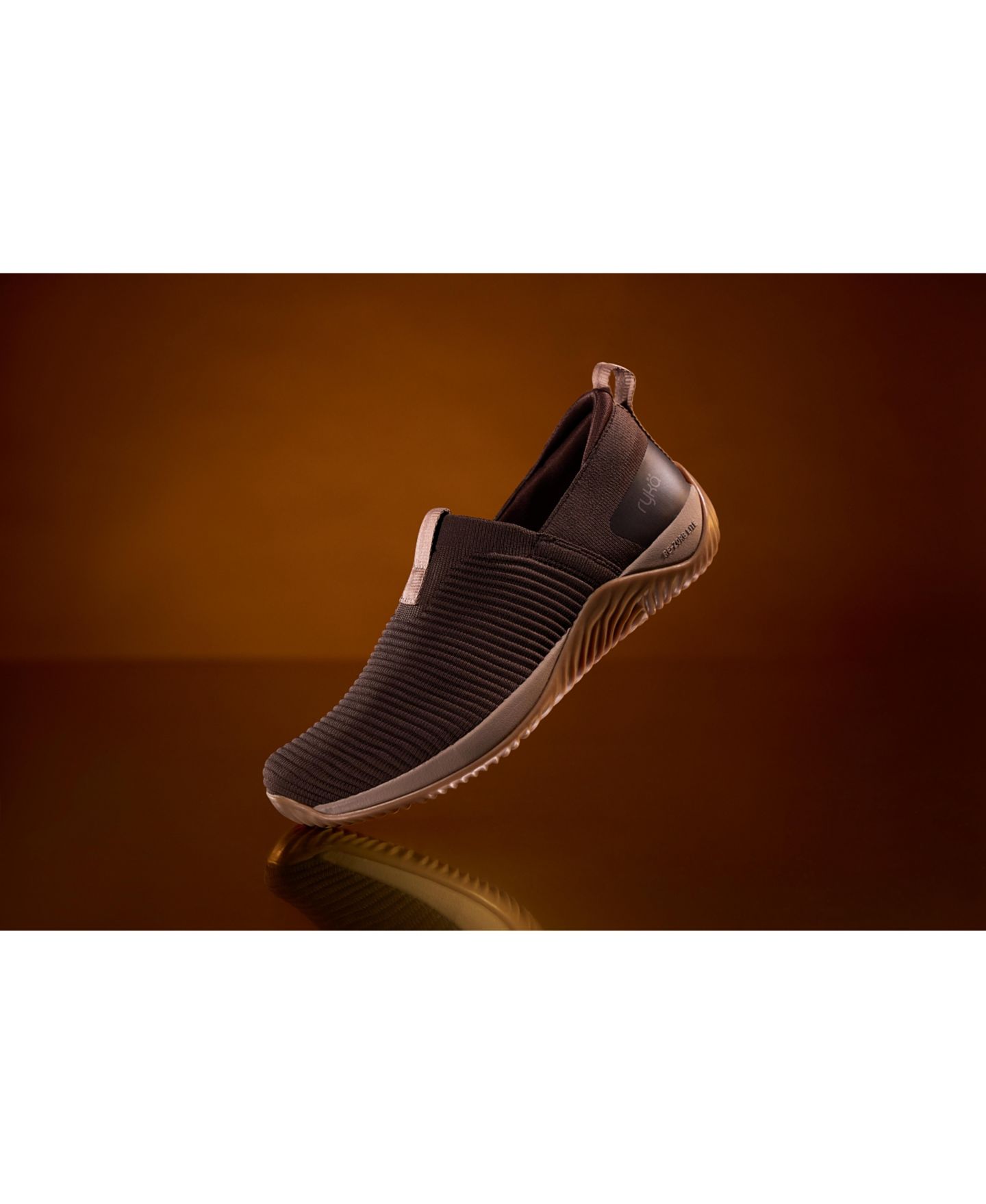 Женские кроссовки Ryka Echo Knit Slip On, цвет: Чёрный, вариант 1 — фото 11