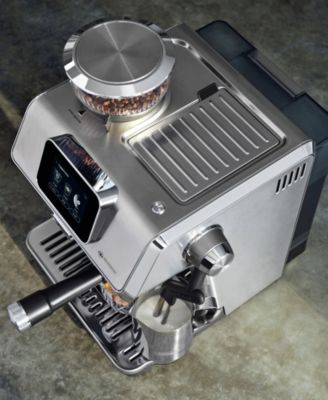 La Specialista Touch Espresso Machine