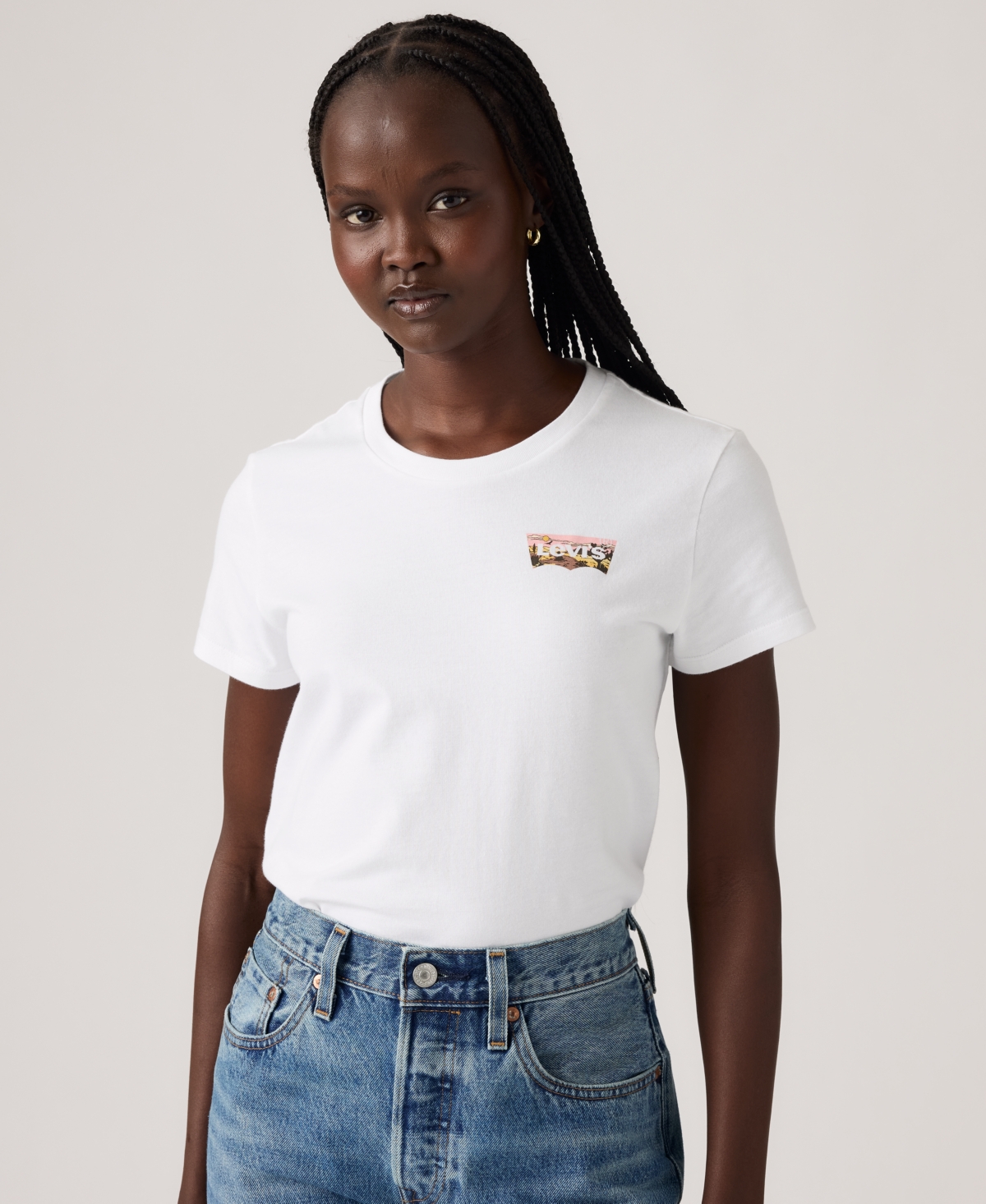 Levi's Women's Perfect Graphic Logo Cotton T-shirt In White