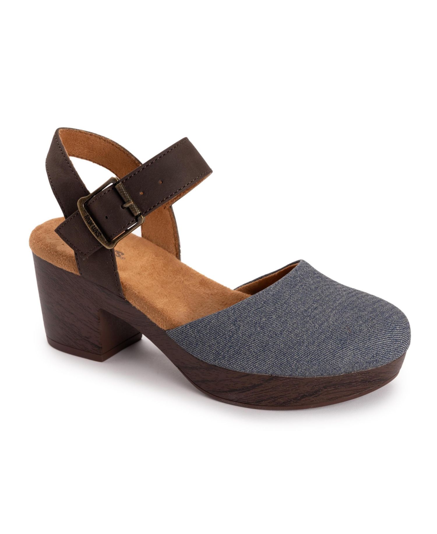 Women's Merritt Closed Toe Quarter Strap Shoe
