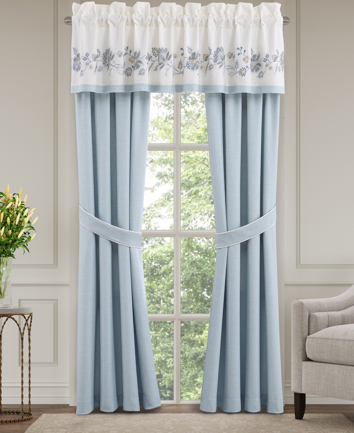 J Queen New York Garden Bloom Window Panel Pair, 50 X 84" In Blue