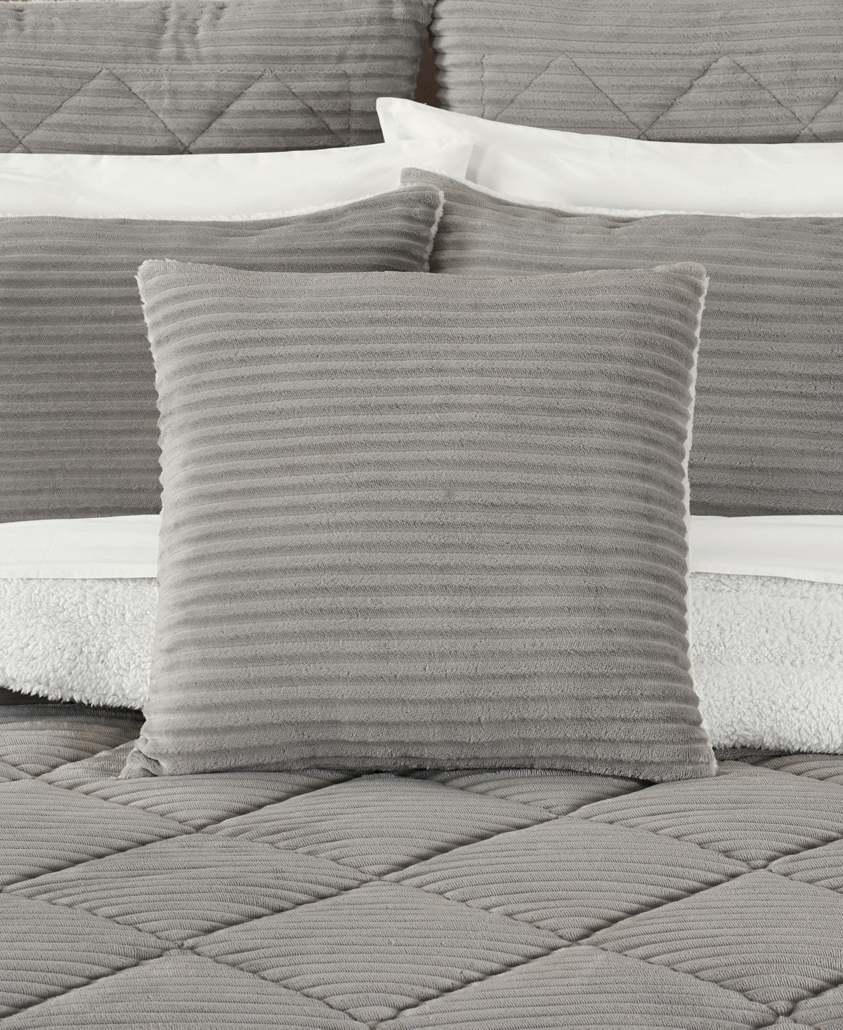 J Queen New York Everett Soft Decorative Pillow, 20" X 20" In Gray