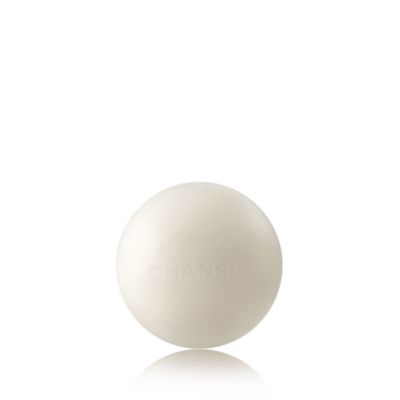 CHANEL - Brightening Pearl Soap Makeup Remover-Cleanser