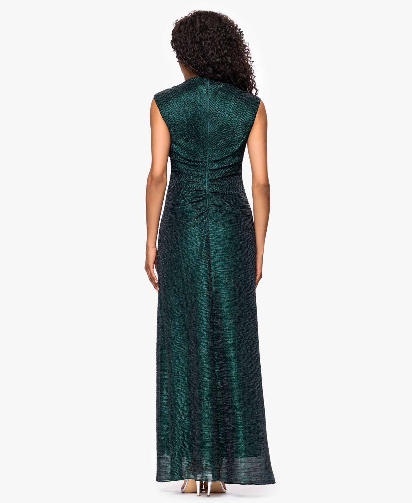 Женские платья Betsy & Adam Metallic Ruched Gown, цвет: Чёрный изумрудный — фото 5