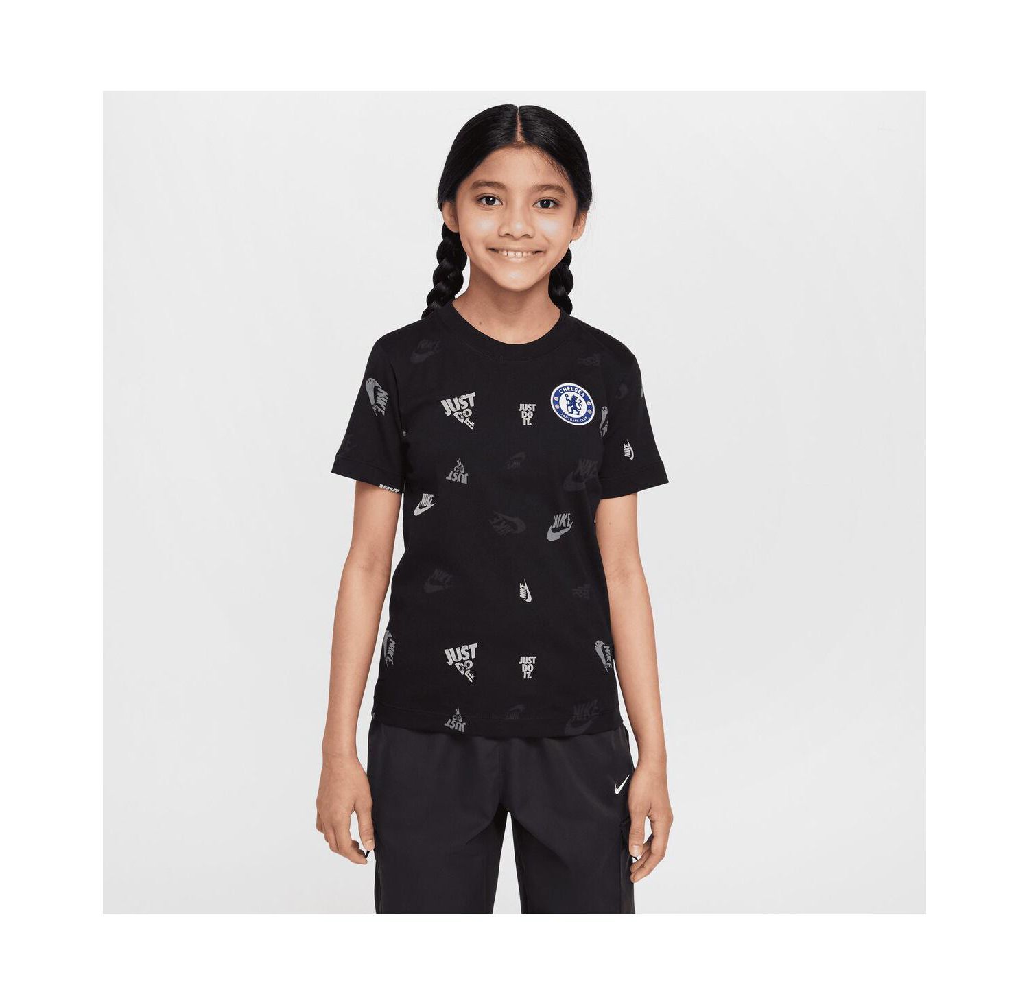 Big Boys and Girls Black Chelsea Just Do It Crest T-Shirt