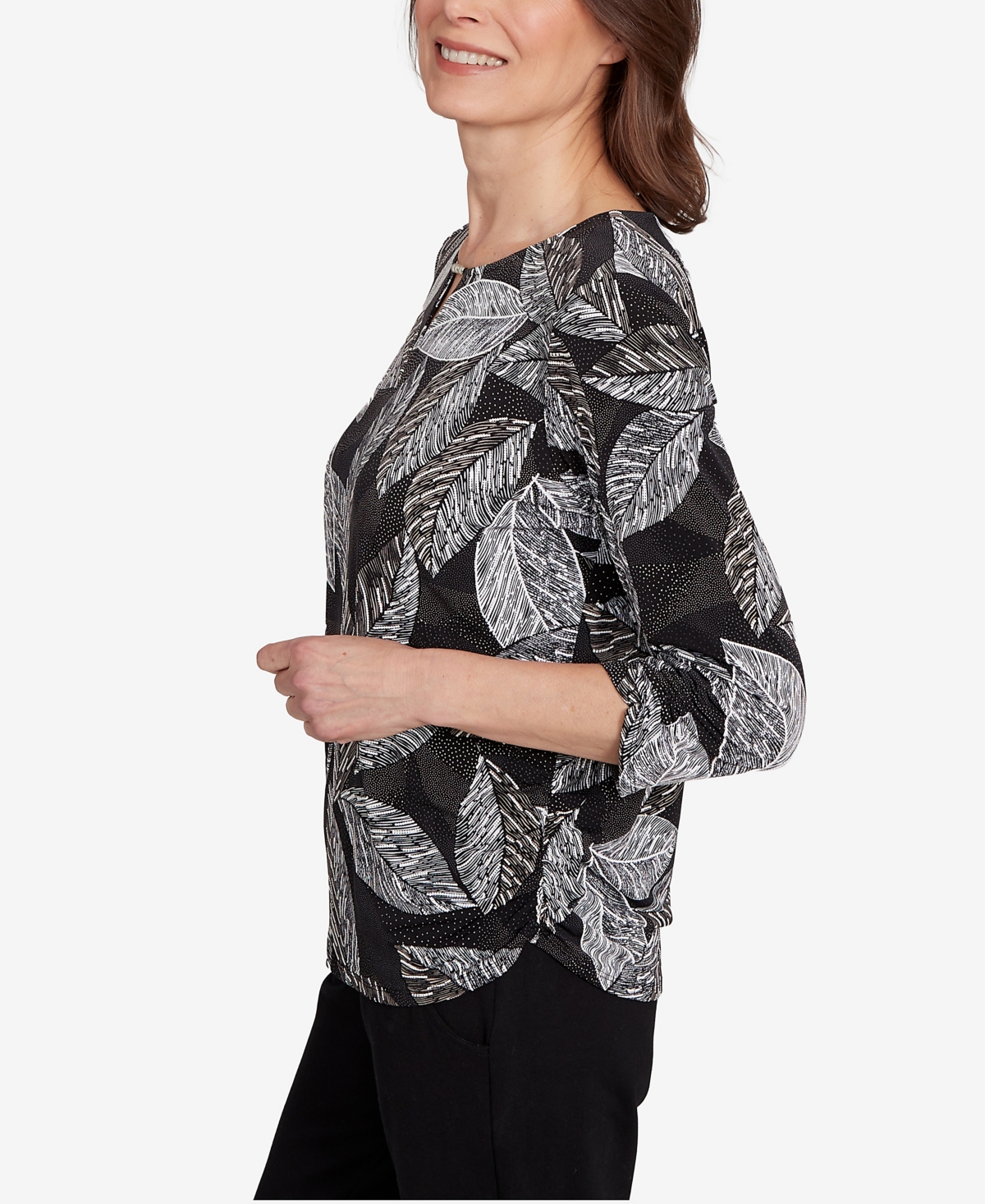 Alfred Dunner Women's Classic Puff Print Leaf Top In Black